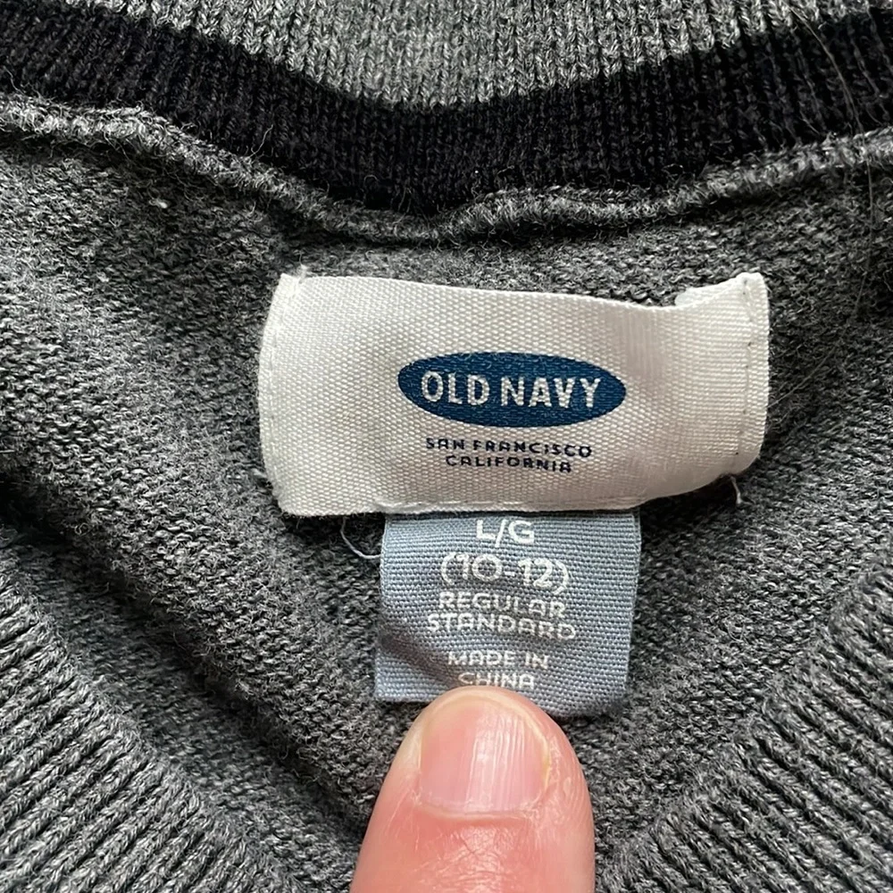 Old Navy | Gray | V-Neck Sweater | Size M